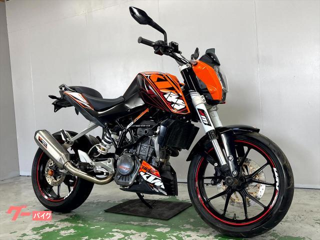 １２５デューク　ＪＧＡ４Ｊ　２０１２年モデル　ＫＴＭパワーパーツＳｅｂｒｉｎｇマフラー　８００３Ｌ４