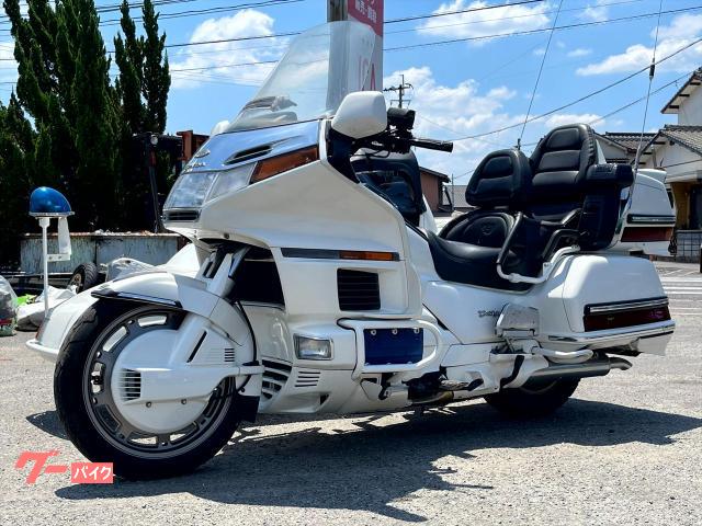 ゴールドウイング　ＧＬ１５００ＳＥサイドカー　ＳＣ２２　１９９５年モデル　４人乗り仕様　幌付き