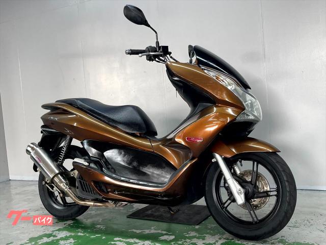 ＰＣＸ　ＪＦ４３　２０１３年モデル　ダークホースマフラー　ステップボード