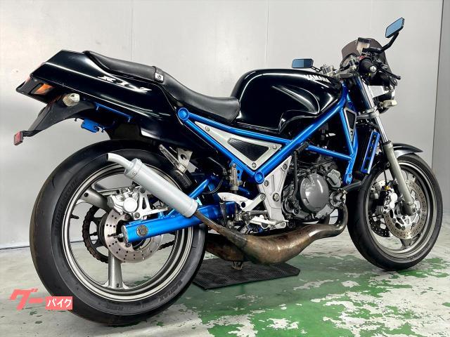 ヤマハ R1－Z 3XC 1990年モデル 社外チャンバー