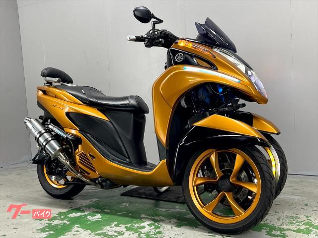 トリシティ１２５　ＳＥ８２Ｊ　２０１５年モデル　ビームスマフラー　パワーフィルター　スクリーン　シート　リアサス　バックレスト