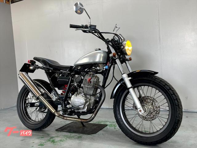 ＦＴＲ２２３　ＭＣ３４　２００３年モデル　社外マフラー　アルミタンク　カスタム多数　スカチューン