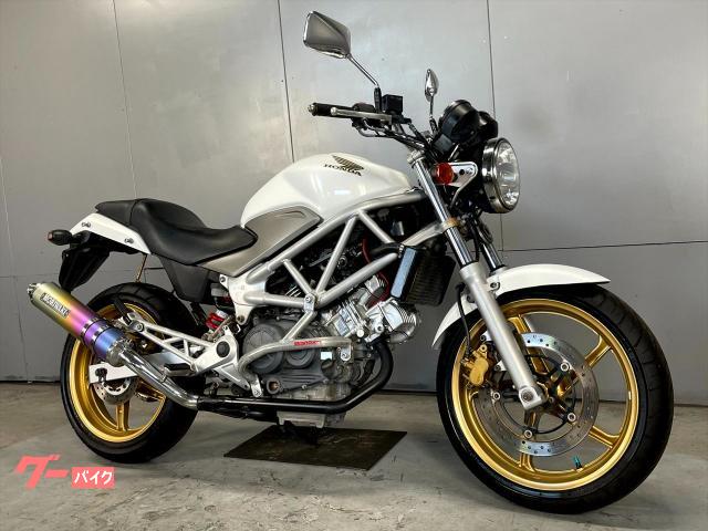 ＶＴＲ２５０　ＭＣ３３　２０１１年モデル　モリワキマフラー　インジェクションモデル　Ｖツイン