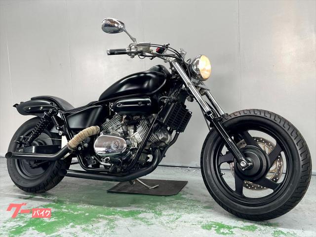 Ｖ−ＴＷＩＮ　ＭＡＧＮＡ　ＭＣ２９　１９９４年モデル　オールペイント　社外マフラー　社外シート　アメリカン