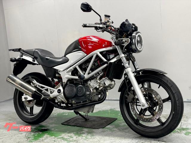 ＶＴＲ２５０　ＭＣ３３　２００９年モデル　インジェクション　ＬＥＤヘッドライト　リアキャリア付