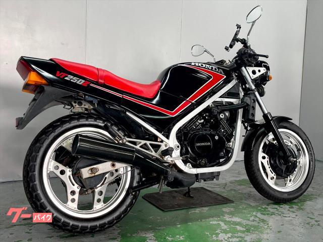 ホンダ VT250Z☆MC08☆綺麗で乗りやすい車両です☆旧車☆！希少☆売！ ホンダ VT250Z MC08 1984年モデル 新品タイヤ 旧車 イン