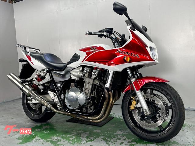 ＣＢ１３００Ｓｕｐｅｒ　ボルドール　ＳＣ５４　車検令和９年１月まで　ＥＴＣ車載器　社外フルエキマフラー　リアキャリア