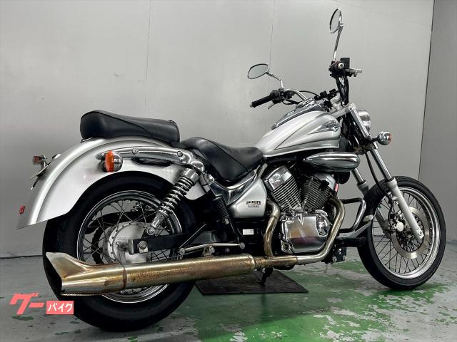 スズキ イントルーダーLC250 VJ51A 2001年モデル