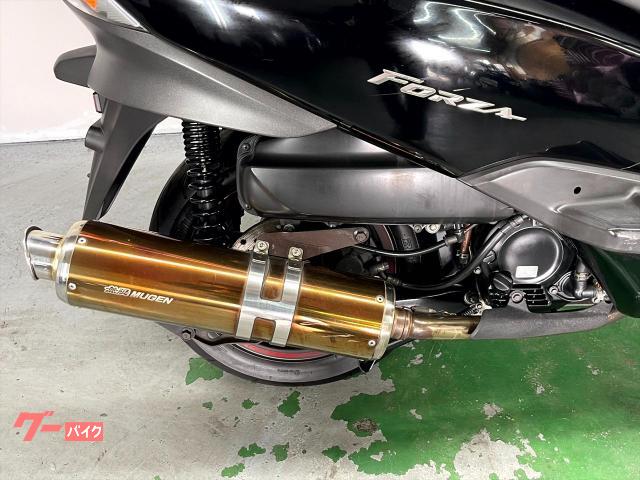 ホンダ フォルツァ・Z MF10 2008年モデル 無限マフラー
