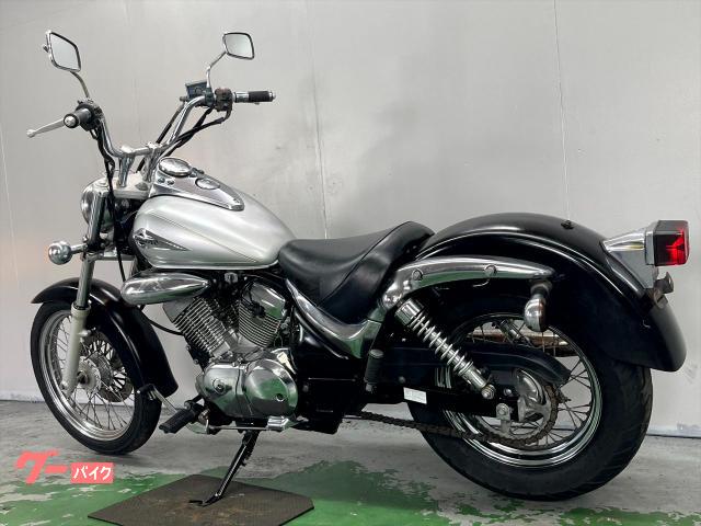 スズキ イントルーダーLC250 VJ51A 2000年モデル