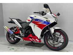 ホンダ　ＣＢＲ２５０Ｒ　ＭＣ４１　２０１３年モデル　モリワキマフラー　シフトインジゲーター　イモビライザー　ＡＢＳ　ＬＥＤヘッドライト