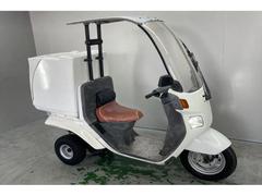 ホンダ　ジャイロキャノピー　ＴＡ０２　２００４年モデル　２スト後期　ＴＣ５０４　社外シート　オーバーフェンダー　リアボックス　ＬＥＤライト