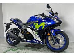ヤマハ　ＹＺＦ−Ｒ２５　ＲＧ１０Ｊ　２０１５年モデル　４００台限定モデル　モビスターヤマハＭｏｔｏＧＰエディション　バックステップ