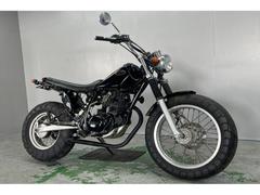 ヤマハ　ＴＷ２００Ｅ　ＤＧ０７Ｊ　２０００年モデル　社外ハンドル　メーター　マフラー　スカチューン　シート