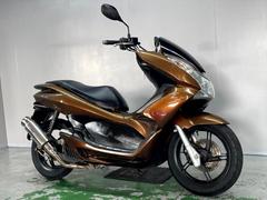 ホンダ　ＰＣＸ　ＪＦ４３　２０１３年モデル　ダークホースマフラー　ステップボード