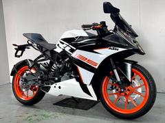 ＫＴＭ　ＲＣ１２５　２０１９年モデル　フルカウル　ナックルガード付き　インジェクション　低走行