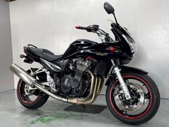 スズキ　Ｂａｎｄｉｔ１２００　ＧＶ７９Ａ　２００６年モデル　キャブ車　フェンダーレスキット　イナズマ