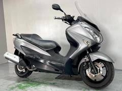 スズキ　バーグマン２００　ＣＨ４１Ａ　令和１年モデル　リアキャリア付きで便利　インジェクションモデル　通勤通学にも