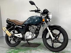 スズキ　ＥＮ１２５　２００９年モデル　社外マフラー　シート張替え済み　１２５ｃｃで経済的　バイク初心者の方にも　通勤通学にも