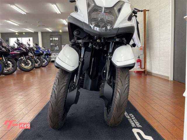 Yamaha トリシティ125 ホワイト バイク ★★all込26.5万★★ Yamaha トリシティ125 ホワイト バイク all込26.5万 万 年 東 一