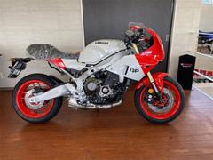 ヤマハ　ＸＳＲ９００ＧＰ　（シルキーホワイト　保証・ロードサービス３年付）