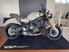 ヤマハ　ＸＳＲ９００　日本限定カラー　アイボリー