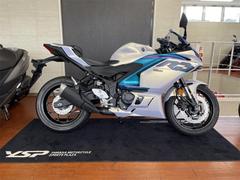 ヤマハ　ＹＺＦ−Ｒ３　マットイエローイッシュホワイトパール１