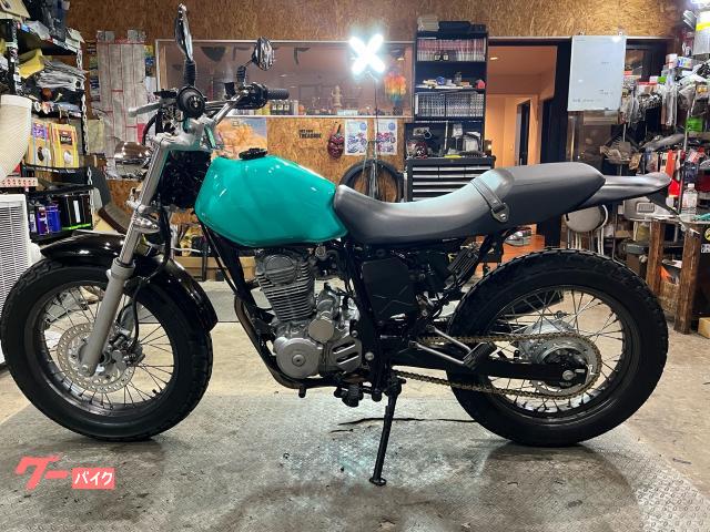 ホンダ FTR223カスタムペイント・フェンダーレス・over製