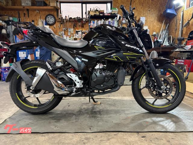 ＧＩＸＸＥＲ　１５０・後期型・リアキャリア