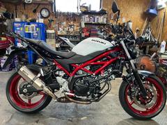 スズキ　ＳＶ６５０ＡＢＳ・フロントスクリーン・グリップヒーター・ラジアルポンプブレーキ・ＬＥＤヘッドライト・ドラレコ・スリップオンマフラー
