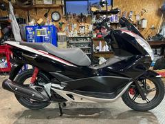 ホンダ　ＰＣＸ・タイヤ前後新品・エンデュランス製キックスタートキット装備