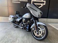 ＨＡＲＬＥＹ−ＤＡＶＩＤＳＯＮ　ＦＬＨＸ　ストリートグライド　認定中古車　メーカー保証付