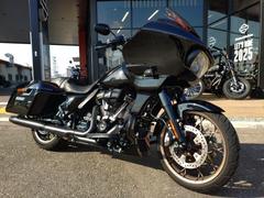 ＨＡＲＬＥＹ−ＤＡＶＩＤＳＯＮ　ＦＬＴＲＸＳＴ　ロードグライドＳＴ　認定中古車　１オーナー低走行　２人乗り登録