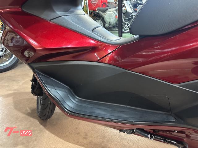 ホンダ PCX JF56 LEDライト Rボックス付 純正キー2本