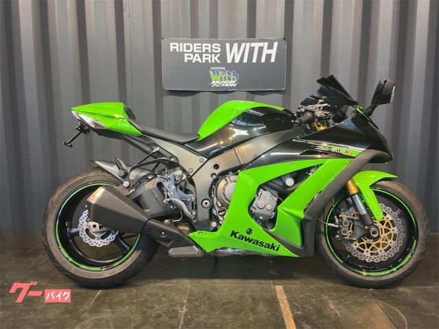 Ｎｉｎｊａ　ＺＸ−１０Ｒ　ステアリングダンパー　ブレンボマスター　ＢＥＥＴバックステップ　２０１３年モデル