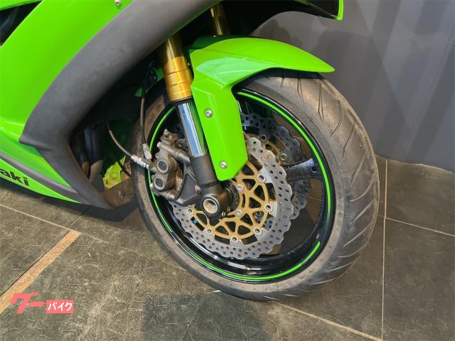 カワサキ Ninja ZX－10R ステアリングダンパー ブレンボ