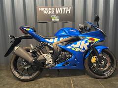 スズキ　ＧＳＸ−Ｒ１２５　シガーソケット　ＵＳＢ電源　マルチバーマウント　ヘルメットロック　２０２１年モデル