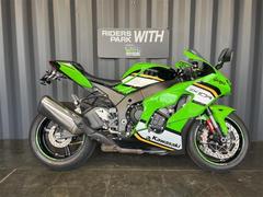 10金or10金★ブラジル産エメラルド Ninja ZX－10R(カワサキ) ゴールド・シルバー系・金・銀色の