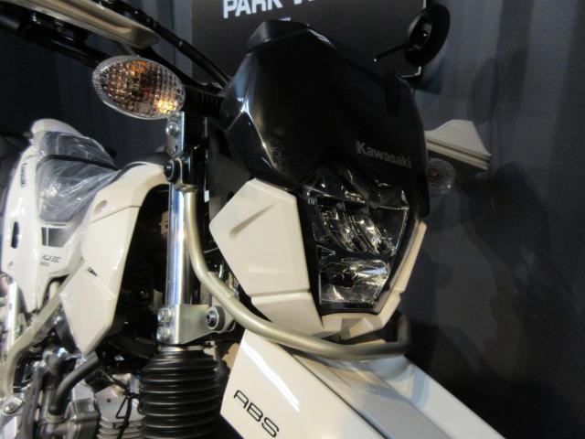 カワサキ KLX230シェルパ 純正ハンドガード オンオフABS搭載
