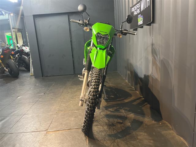 カワサキ KLX230 S シート高845mm 2026年モデル