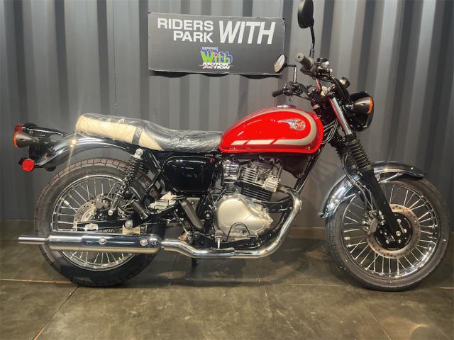 カワサキ W230 シート高745mm レトロスポーツ レッド