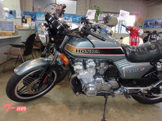 ホンダ CB750F ヨシムラサイクロンマフラー オーリンズサス｜(株