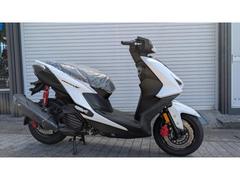 ヤマハ　シグナスＸ　２０２６モデル　ブルーイッシュホワイトパール１　ブルーコアエンジン　フルＬＥＤライト　ＵＳＢ電源　ＶＶＡシステム　ＵＢ