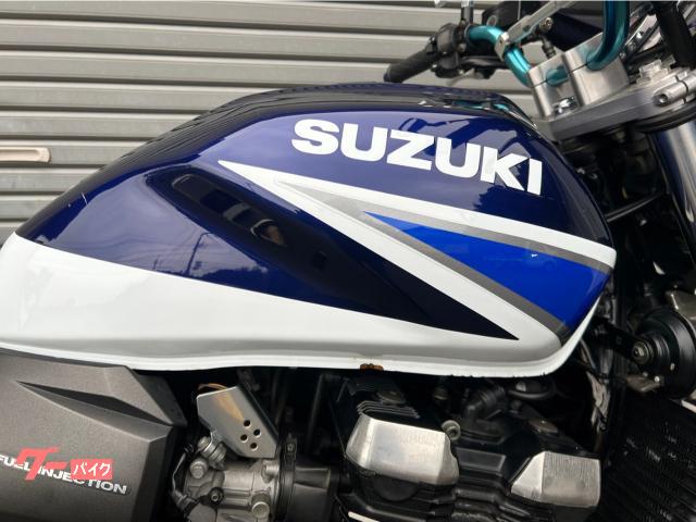 スズキ ＧＳＸ１４００ 社外マフラー・フェンダーレス・エンジンガード