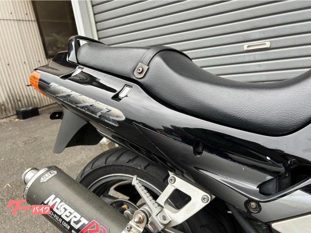 カワサキ ＺＺ－Ｒ４００ ＢＥＥＴナサートマフラー・フェンダーレス｜バイクショップシェイク 川内店 (株)シェイク｜新車・中古バイクなら【グーバイク】