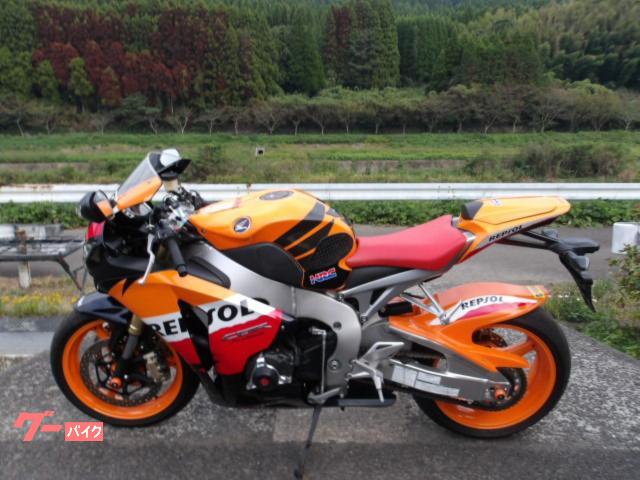 cbr1000rr sc59 シングルシート　レプソル ホンダ CBR1000RR 逆車 2009モデル シングルシート