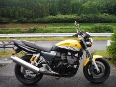 ヤマハ　ＸＪＲ４００Ｒ　２００４モデル　リヤサスオーバーホール　フロントタイヤ　ノーマルコンデション