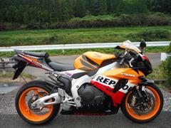 ホンダ　ＣＢＲ１０００ＲＲ　逆車　２００７モデル