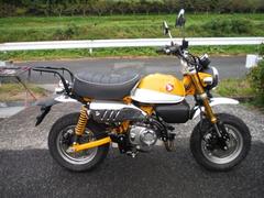 ホンダ　モンキー１２５　２０１９モデル　マフラー　キャリヤ　リヤサスペンション