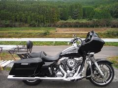 ＨＡＲＬＥＹ−ＤＡＶＩＤＳＯＮ　ＦＬＴＲＸＳ　ロードグライドスペシャル　２０１６モデル　ＥＴＣ　マフラー　ステップ　エアクリーナ　カスタム多数